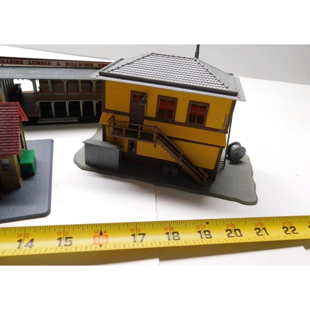 HO Scale Model Train Building Lot Hillside Lumber Water Tower Station 5pc Set - Picture 5 of 9